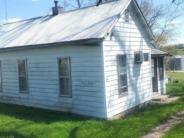 100 Washington Street, Cumberland, IA 50843