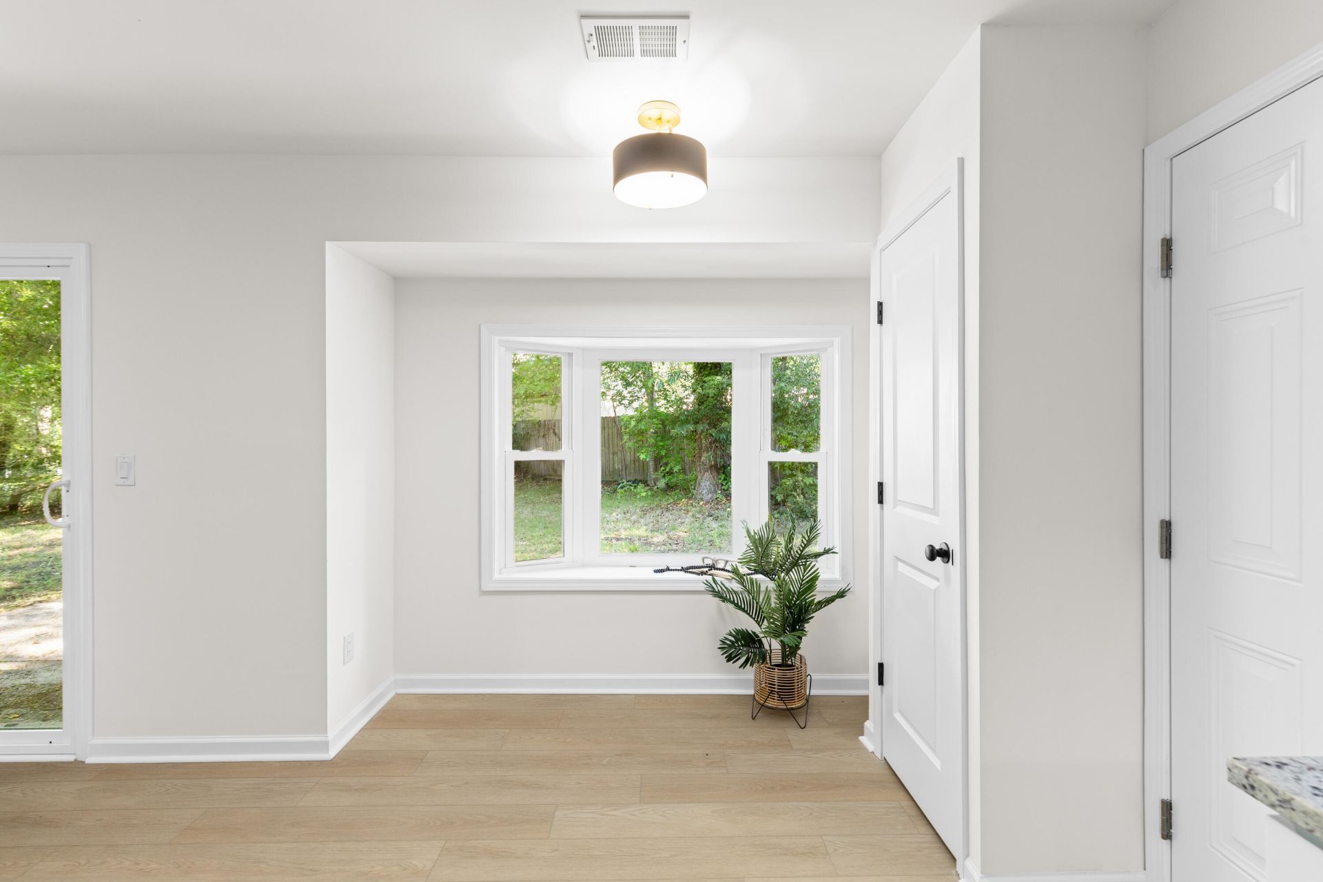 127 Miley Avenue Photo 10