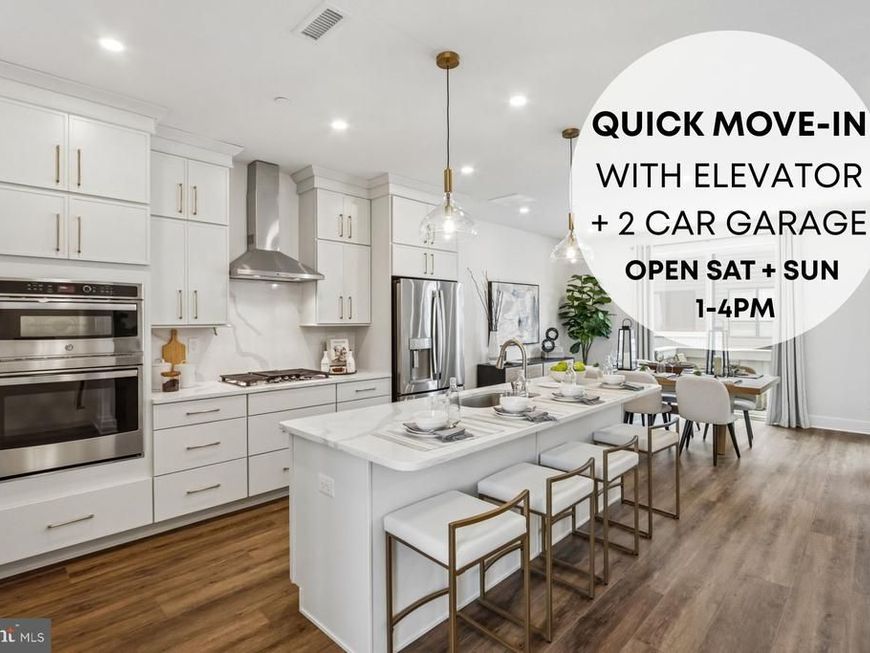 956 Riverplace Drive, Unit 2, Conshohocken, PA 19428 Main Photo