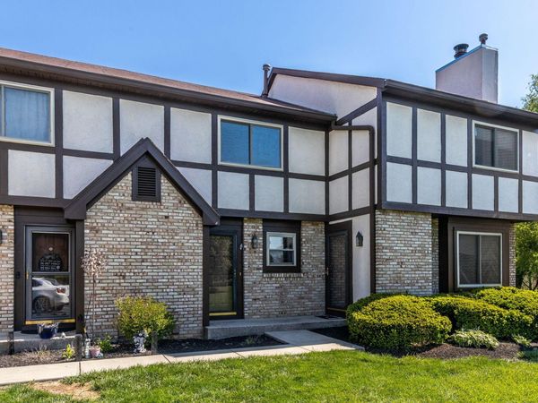 8224 Laramie Place , Unit 3, Powell, OH 43065