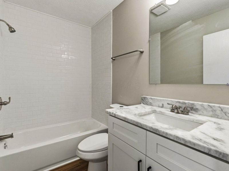 8224 Laramie Place, Unit 3, Powell, OH 43065 Photo 15