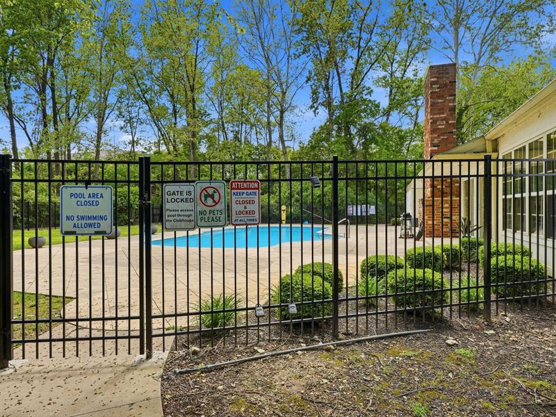 2574 Scioto View Lane, Unit G, Columbus, OH 43221 Photo 29
