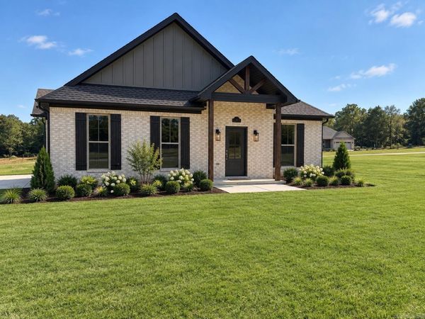 9 King Arthur Court, Greenbrier, AR 72058