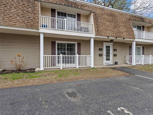 4 Deer Street, Unit 13, Tilton, NH 03276
