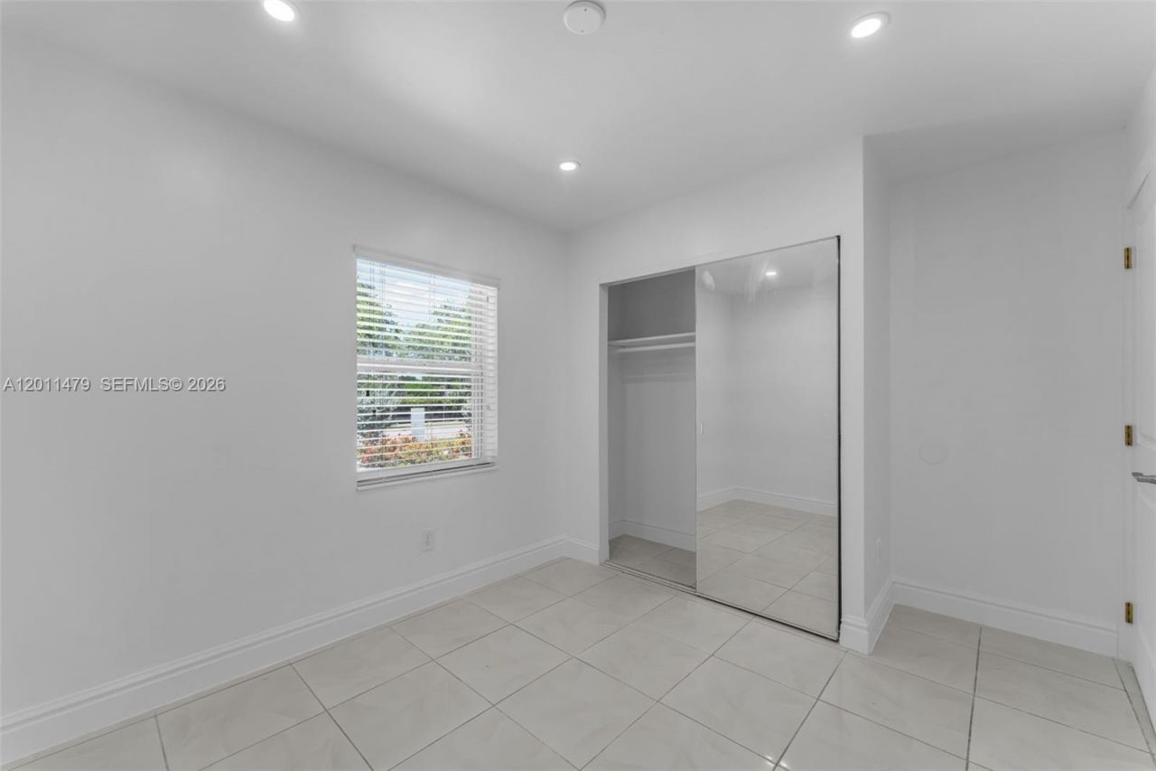 6605 SW 151st Ct , Miami, FL 33193 Photo
