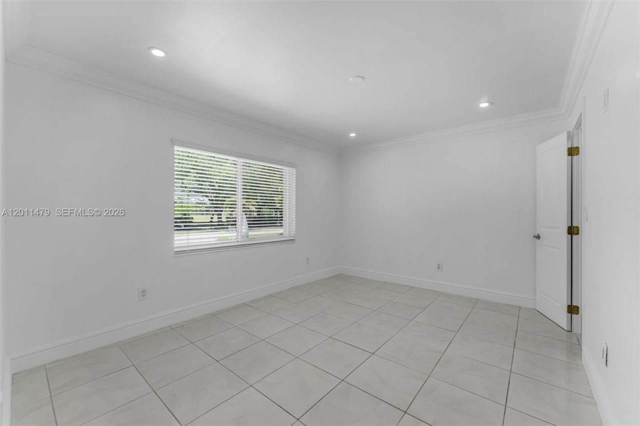 6605 SW 151st Ct , Miami, FL 33193 Photo