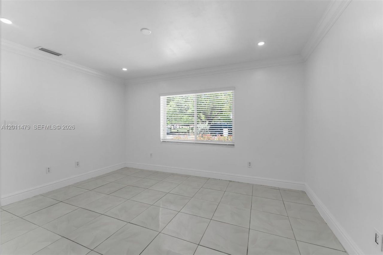 6605 SW 151st Ct , Miami, FL 33193 Photo
