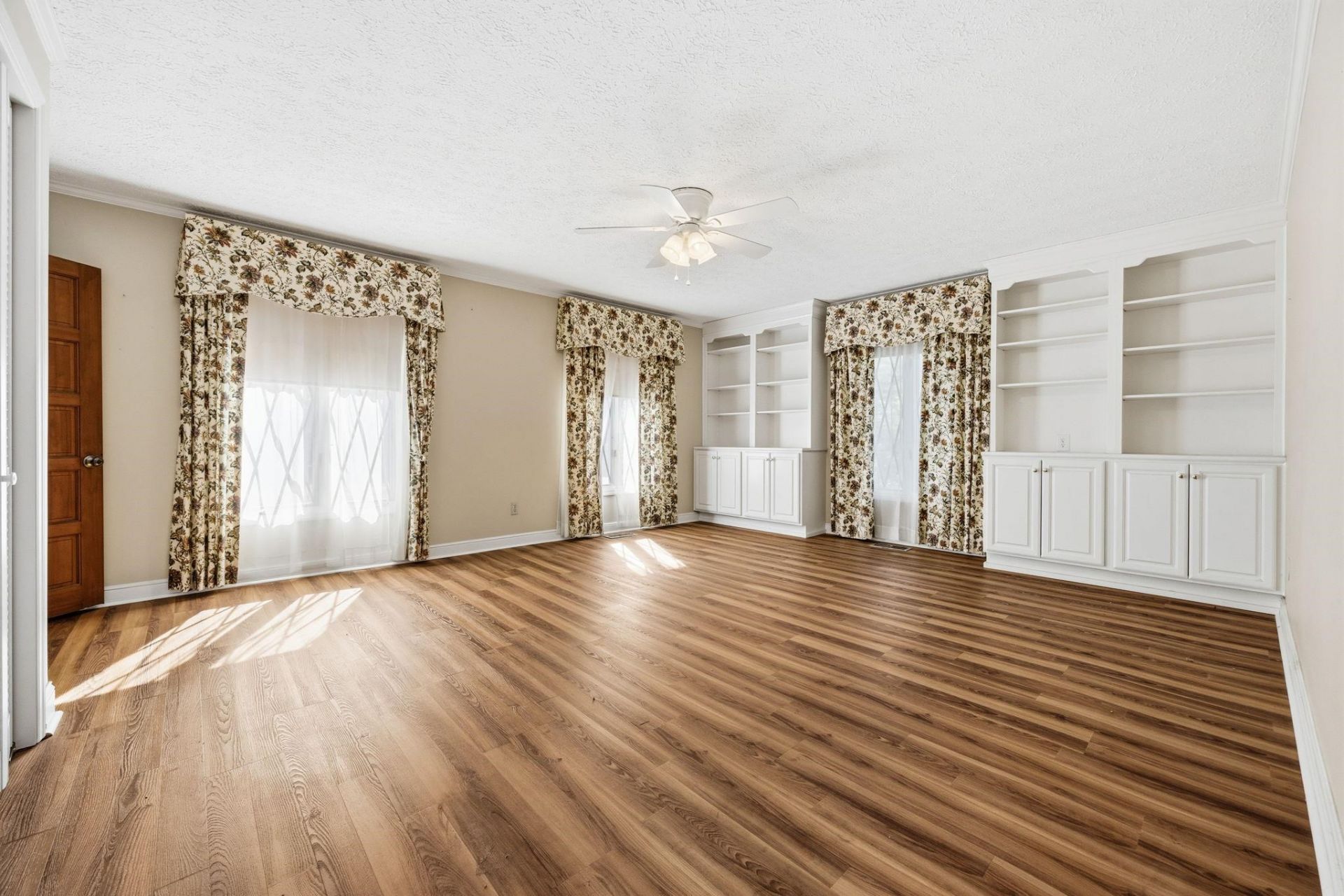 4904 Yaupon Dr. Photo 14