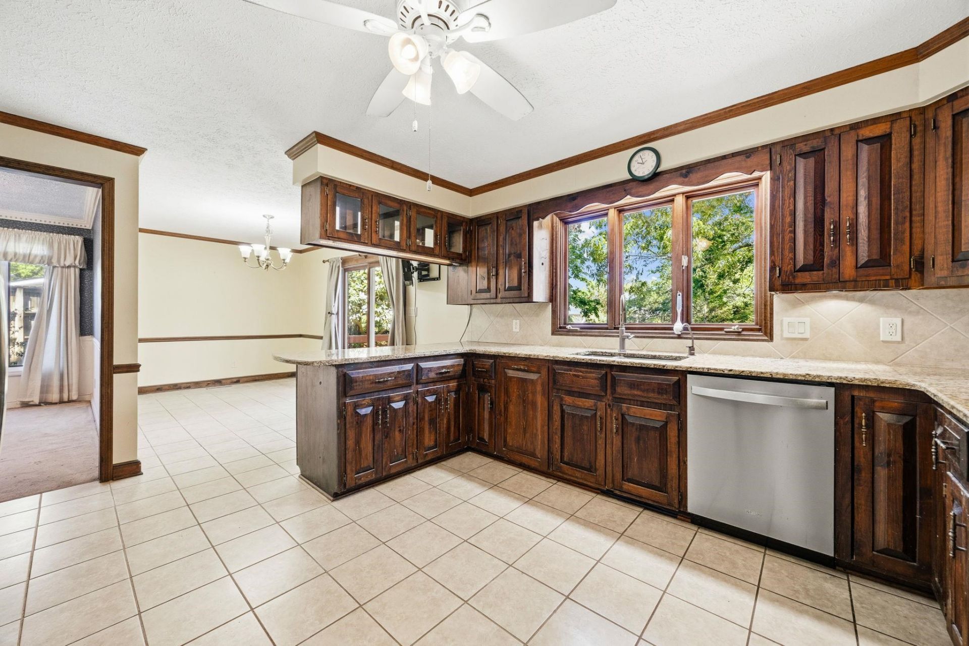 4904 Yaupon Dr. Photo 8