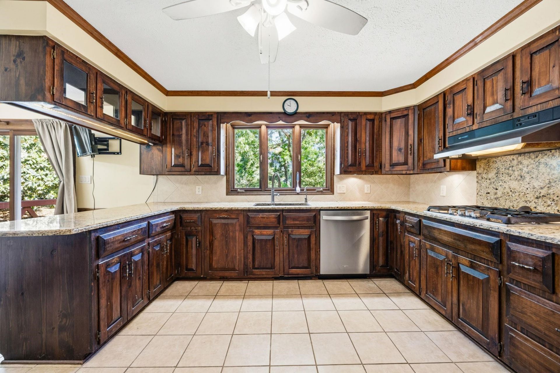 4904 Yaupon Dr. Photo 9