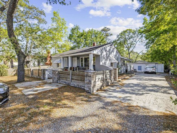 606 18th Ave. N, Myrtle Beach, SC 29577