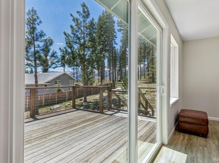 914 Brush Road, South Lake Tahoe, CA 96150 Photo
