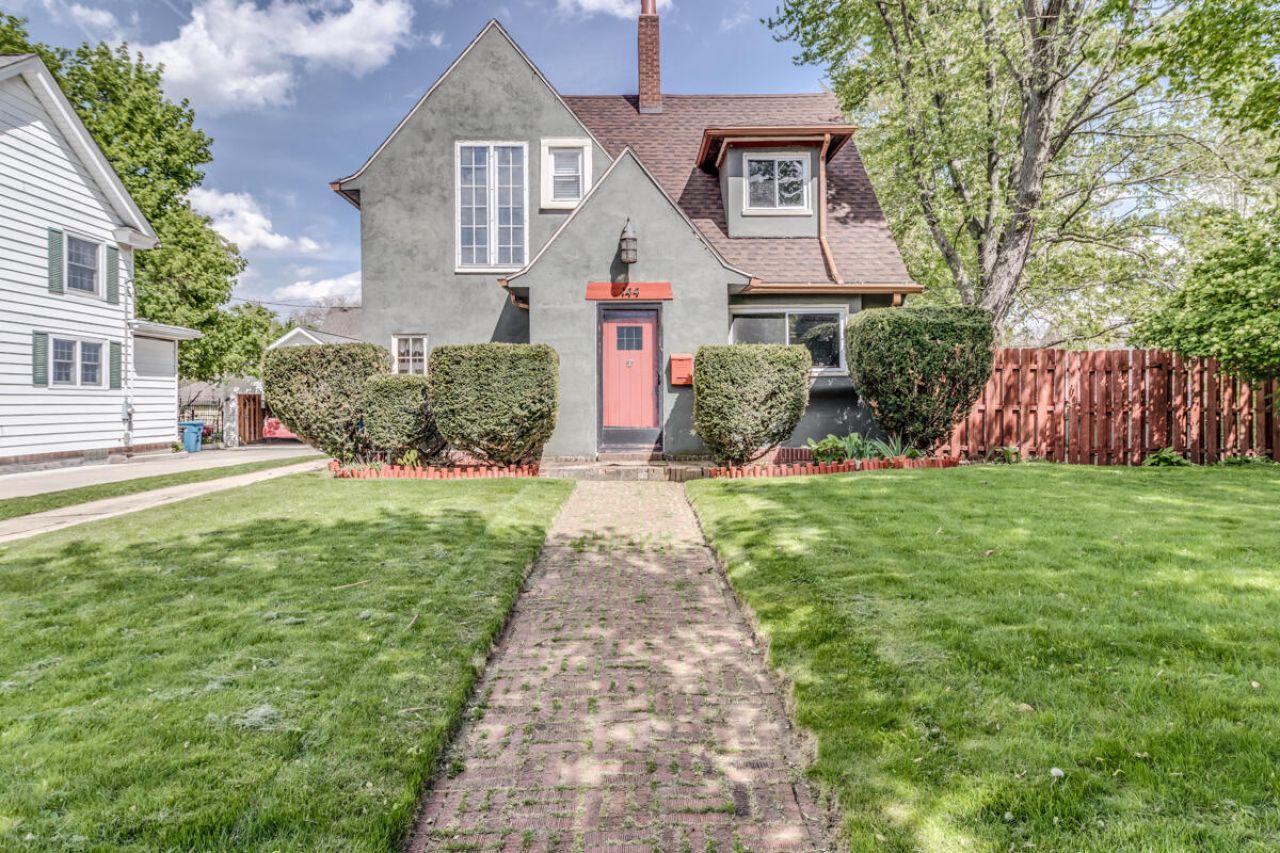 144 Orchard Avenue, Battle Creek, MI 49017 Main Photo