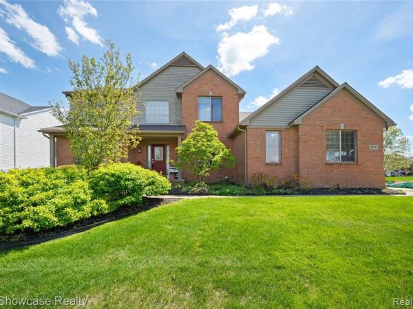 58767 Hunters Court, Lyon Twp, MI 48178