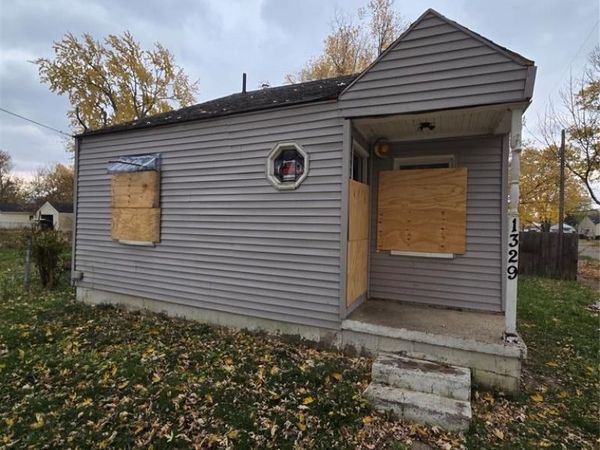 1329 Lincoln Avenue, Flint, MI 48507