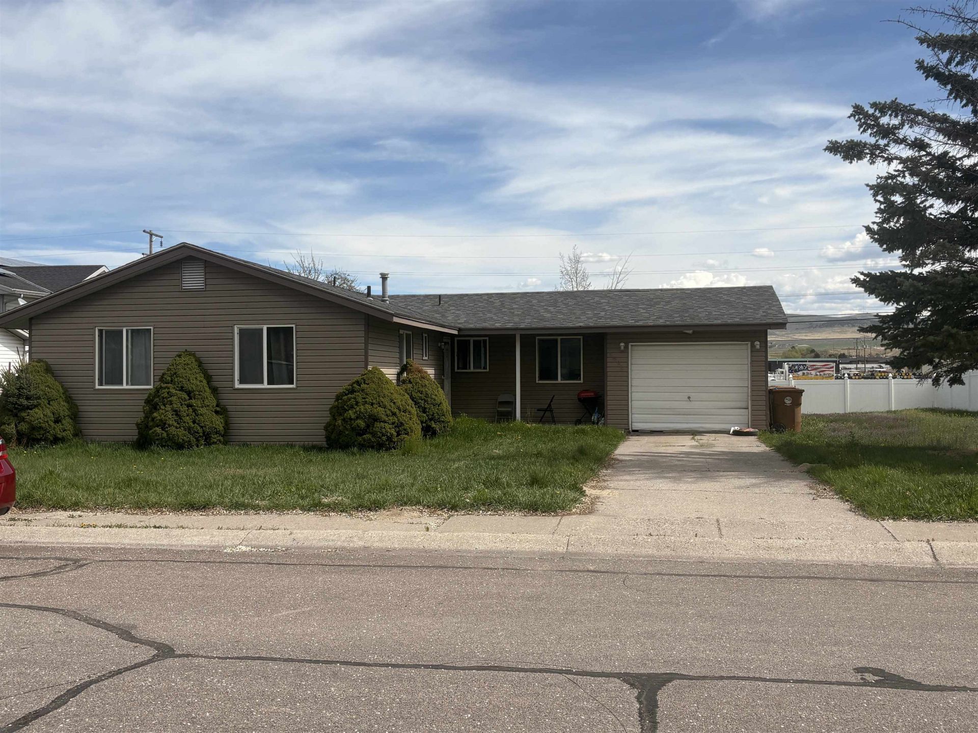 5698 Moses, Chubbuck, ID 83202 Main Photo