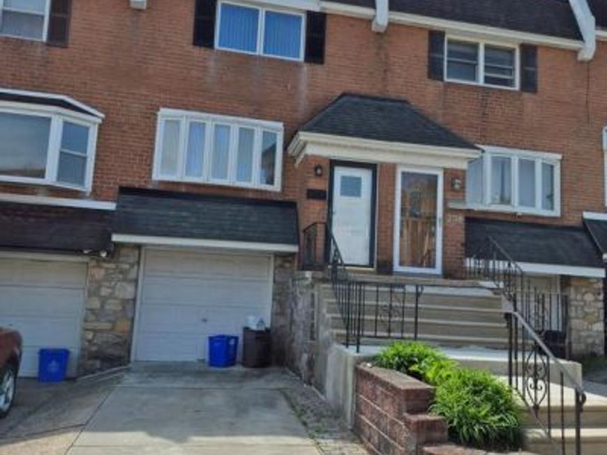 240 Rock Street, Philadelphia, PA 19128 Main Photo