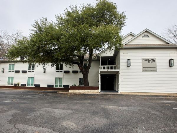 400 Kenniston DR, Unit 112, Austin, TX 78752