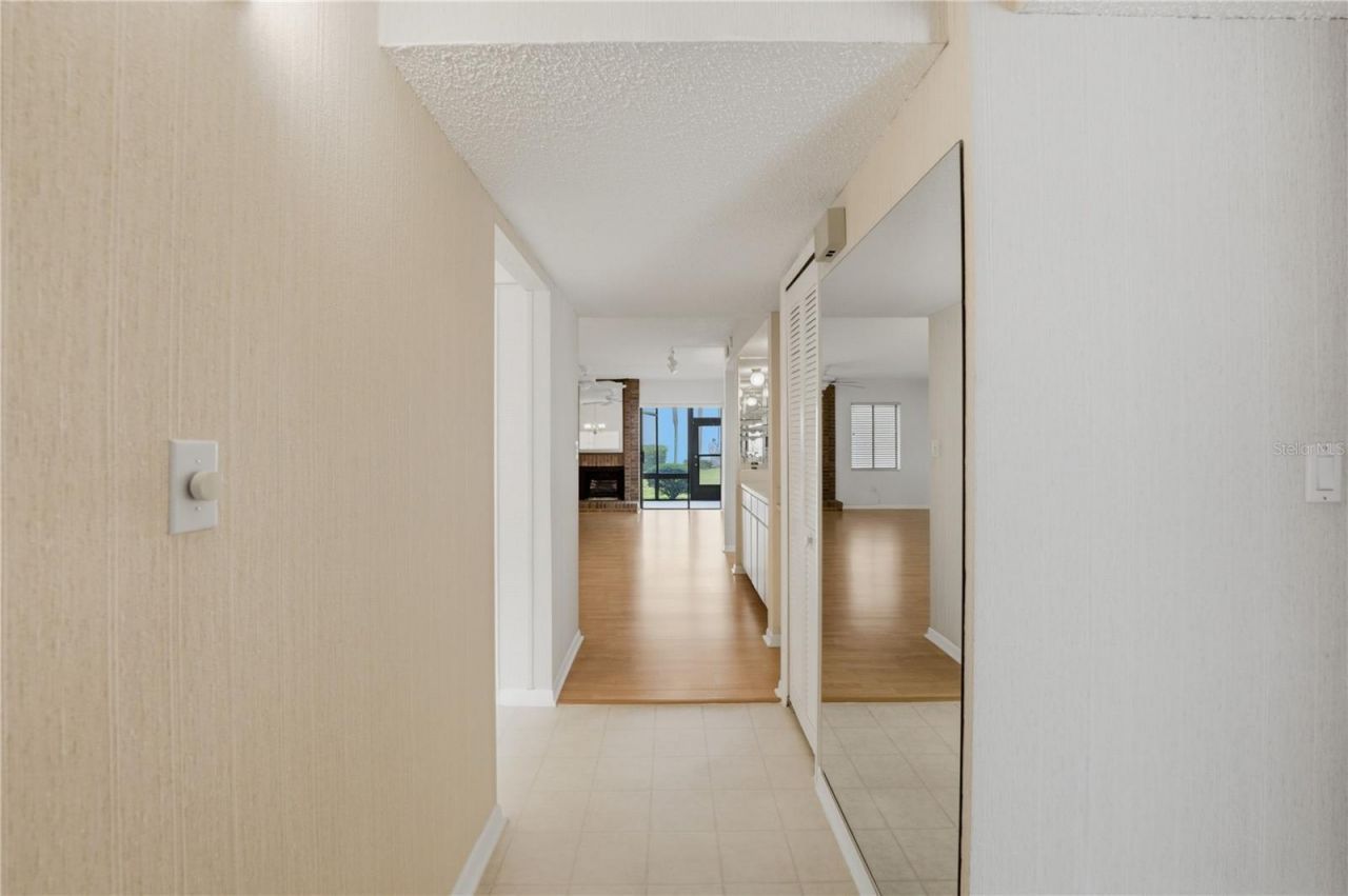 7 Escondido Circle , Unit 67, Altamonte Springs, FL 32701 Photo