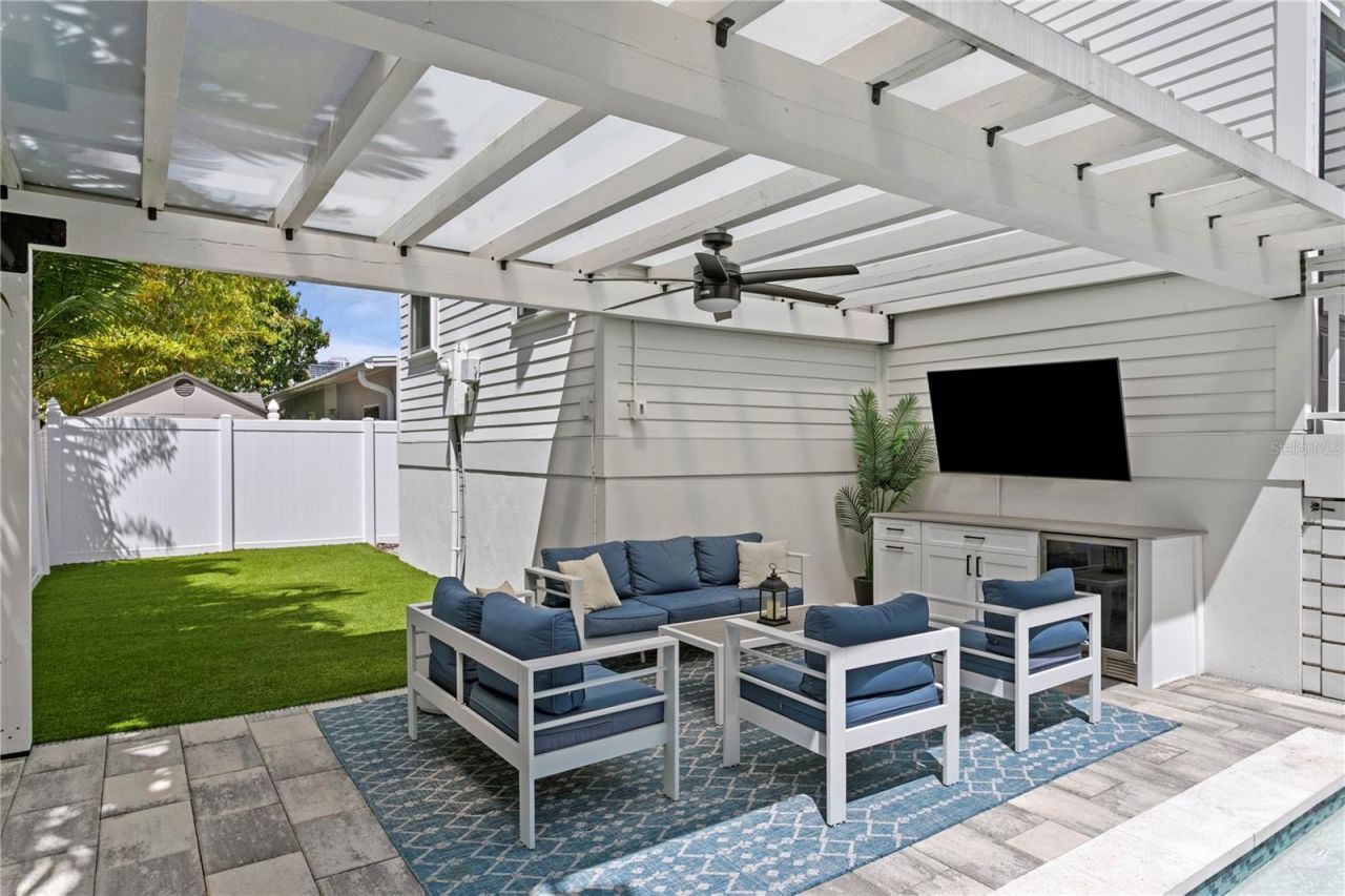 1223 5th Street S, Saint Petersburg, FL 33701 Photo