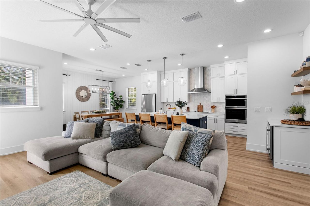 1223 5th Street S, Saint Petersburg, FL 33701 Photo