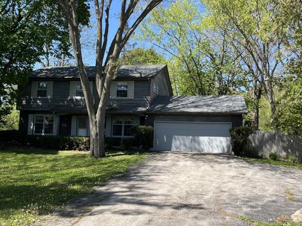 30974 N Milwaukee Avenue, Libertyville, IL 60048