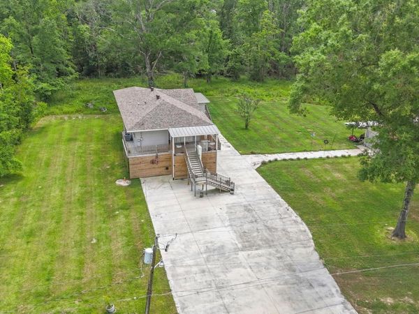 41255 Oak Harbor Rd, Prairieville, LA 70769