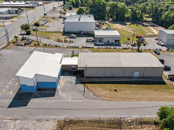 699 W James Lee Boulevard, Crestview, FL 32536