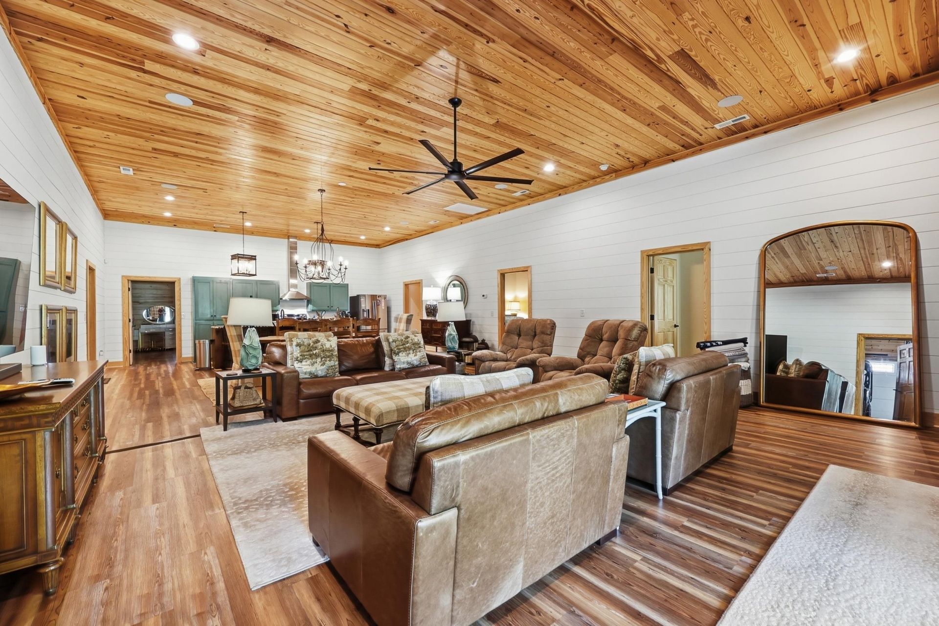 746 Sumter Hwy.  Photo 52