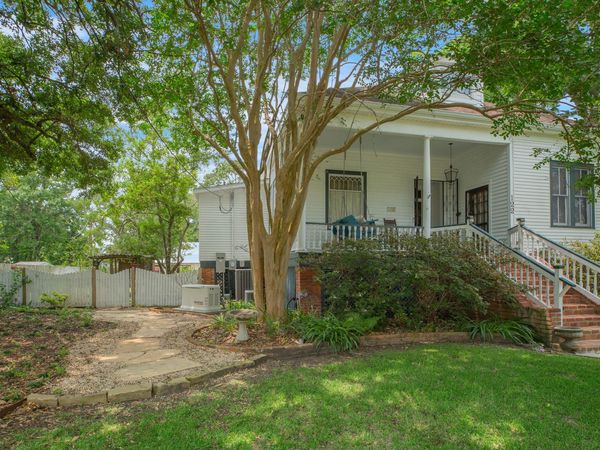 122 Lee Street , New Iberia, LA 70560
