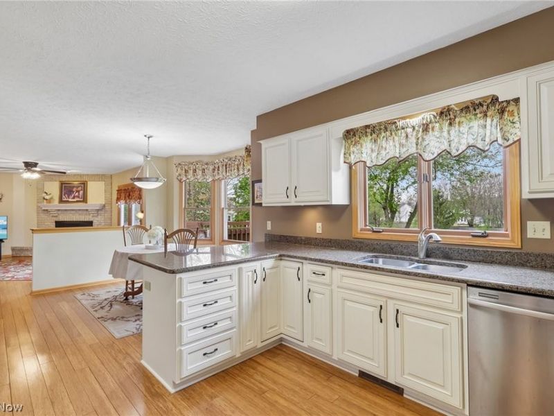 255 Gloucester Drive, Medina, OH 44256 Photo 11