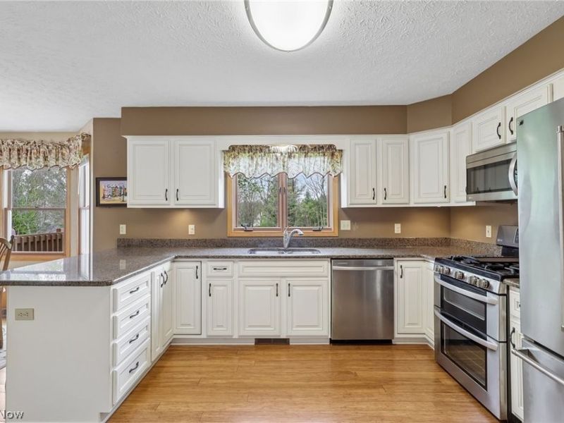 255 Gloucester Drive, Medina, OH 44256 Photo 12