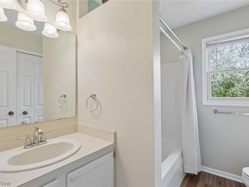 255 Gloucester Drive, Medina, OH 44256 Photo 34