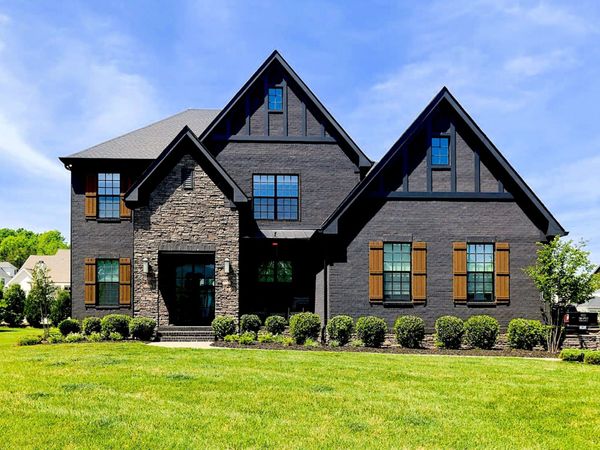 1881 Traditions Cir, Brentwood, TN 37027