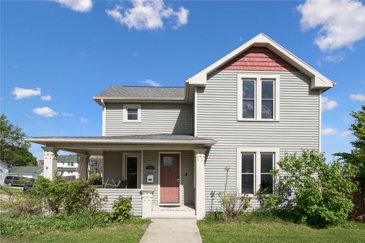 387 11th Street, Marion, IA 52302 Main Photo