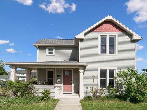 387 11th Street, Marion, IA 52302