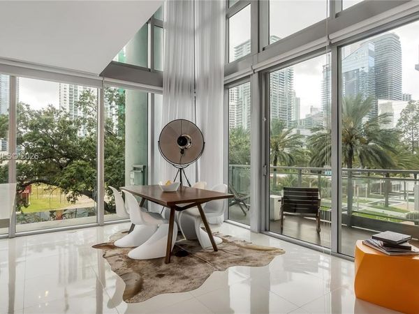 90 SW 3rd St , Unit TH 308, Miami, FL 33130