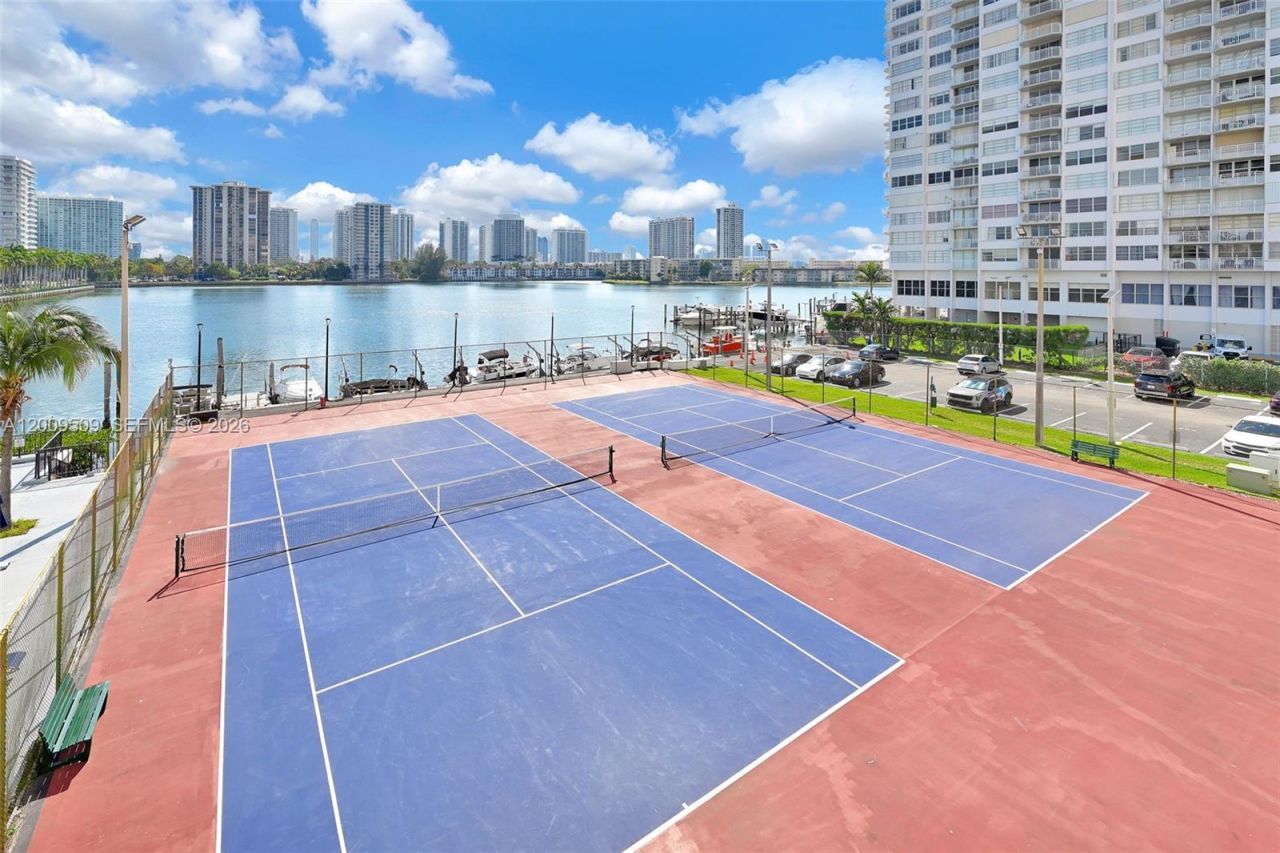 2780 NE 183rd St, Unit 115, Aventura, FL 33160 Photo