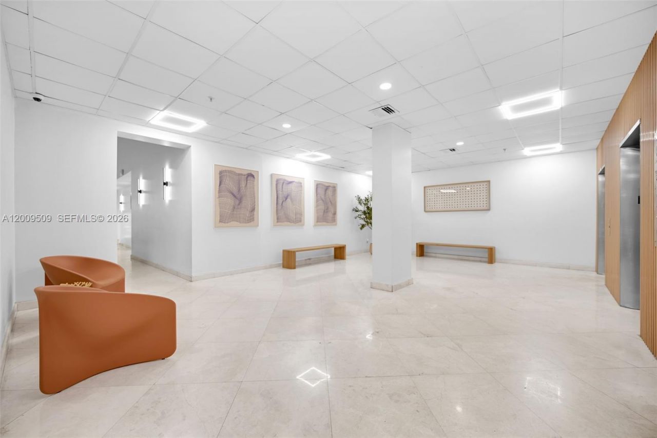 2780 NE 183rd St, Unit 115, Aventura, FL 33160 Photo