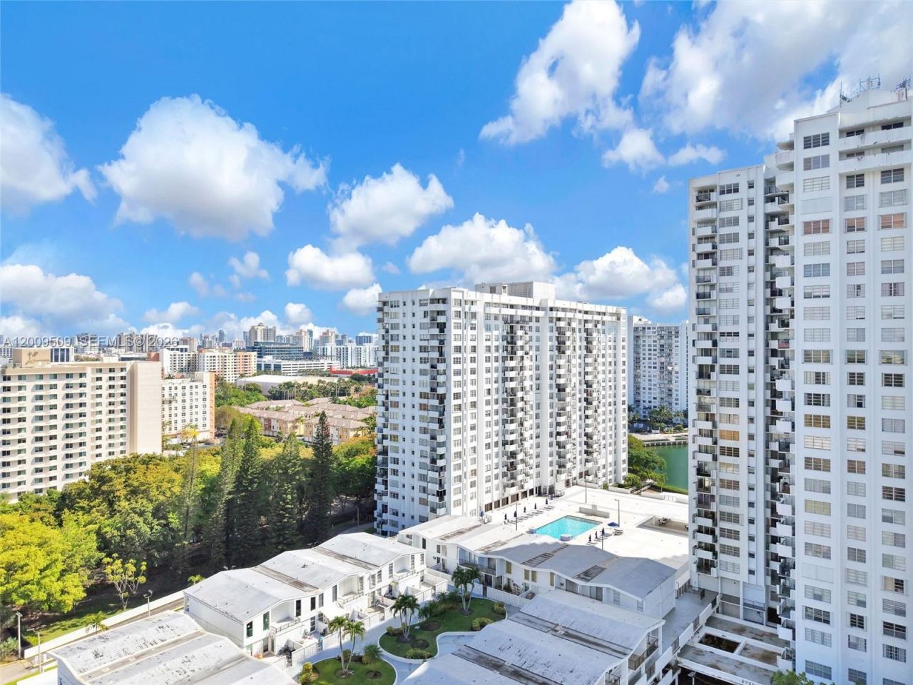 2780 NE 183rd St, Unit 115, Aventura, FL 33160 Photo