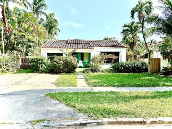 1024 Tyler St , Hollywood, FL 33019