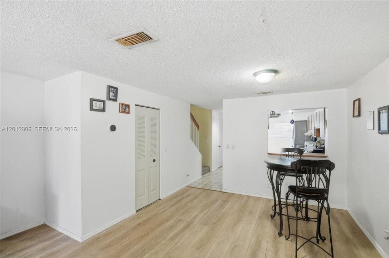 1270 NW 99th Ave , Unit 60, Pembroke Pines, FL 33024 Photo