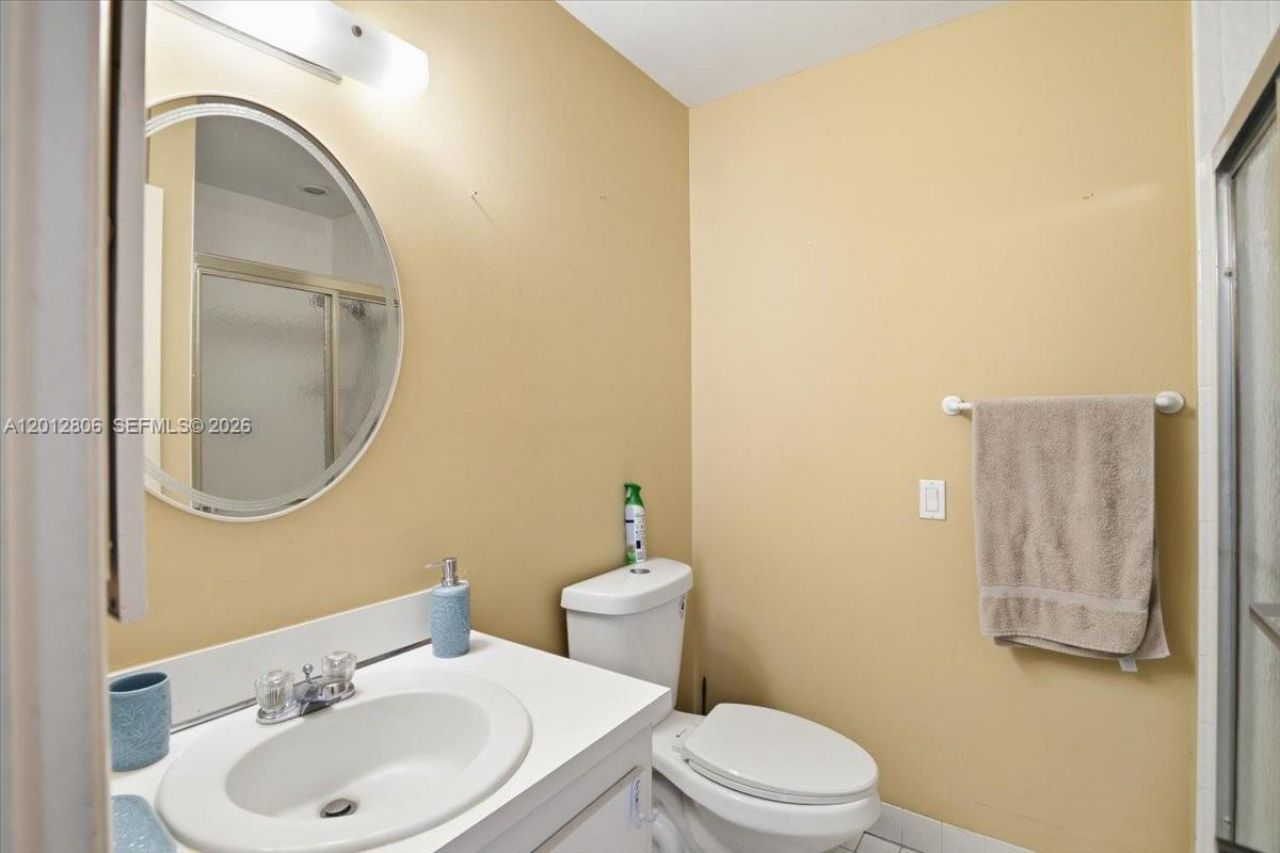 1270 NW 99th Ave , Unit 60, Pembroke Pines, FL 33024 Photo