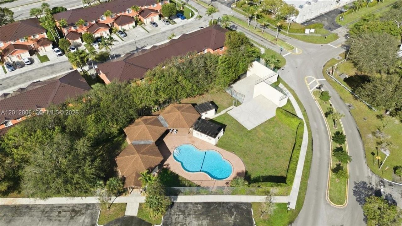 1270 NW 99th Ave , Unit 60, Pembroke Pines, FL 33024 Photo