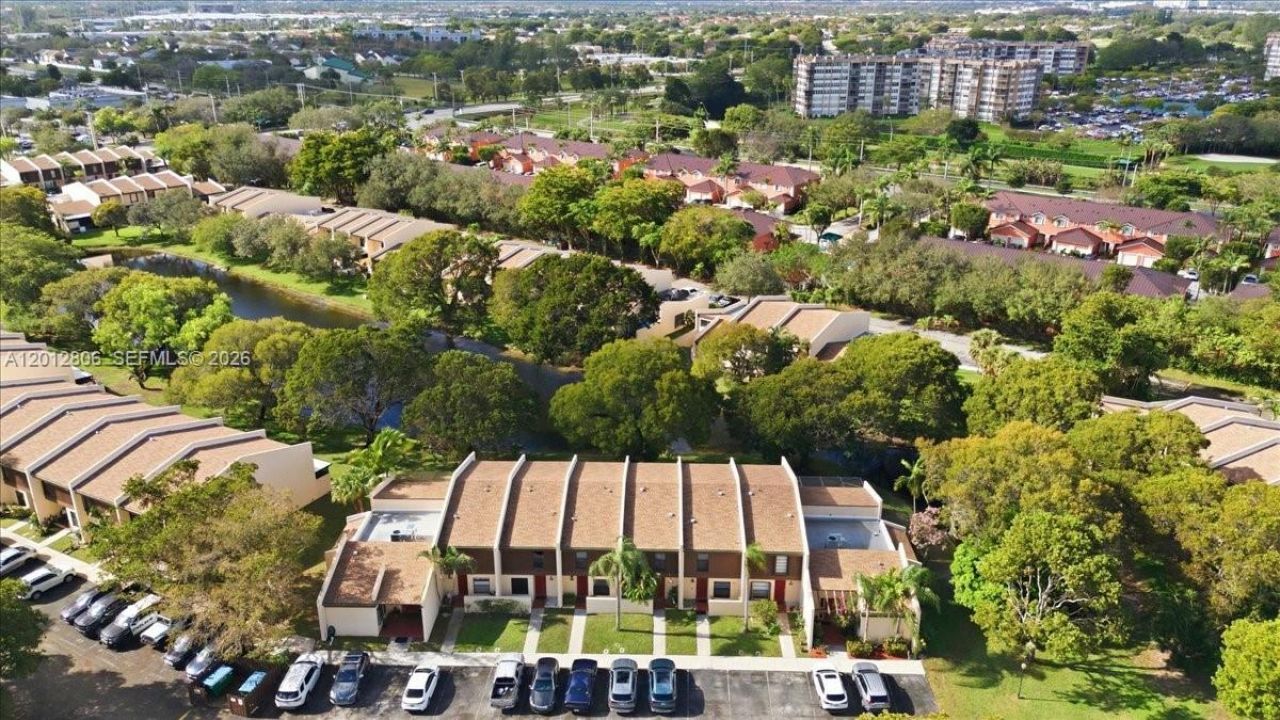 1270 NW 99th Ave , Unit 60, Pembroke Pines, FL 33024 Photo