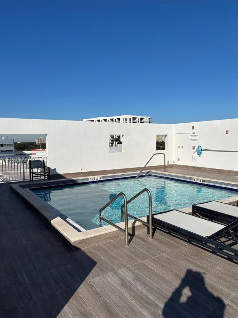 2740 SW 28th Ter , Unit 308, Miami, FL 33133 Photo