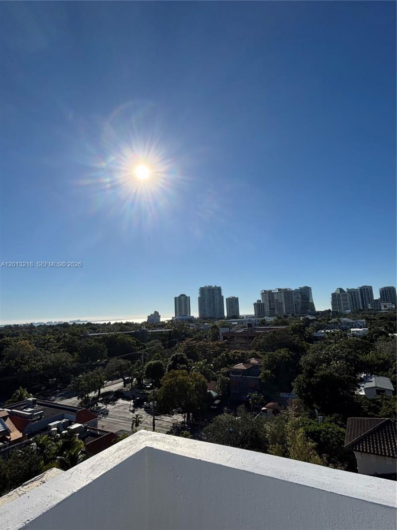 2740 SW 28th Ter , Unit 308, Miami, FL 33133 Photo