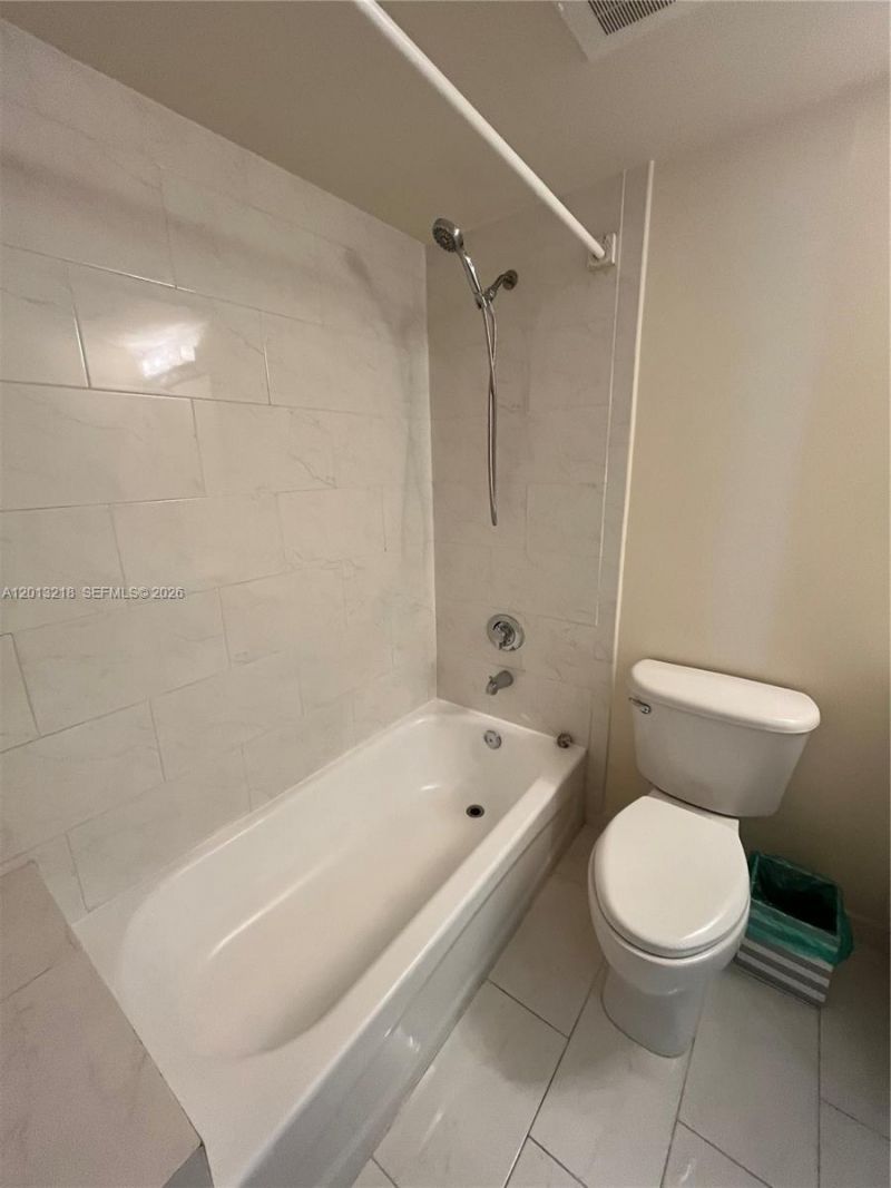 2740 SW 28th Ter , Unit 308, Miami, FL 33133 Photo