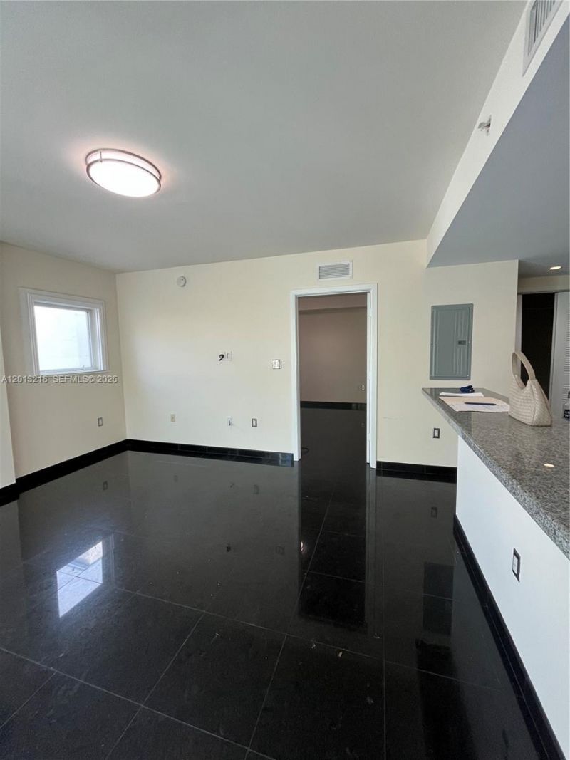 2740 SW 28th Ter , Unit 308, Miami, FL 33133 Photo