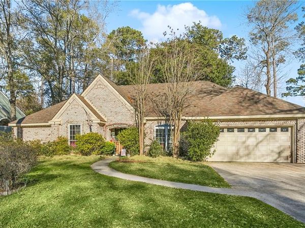 255 S LOTUS Drive, Mandeville, LA 70471